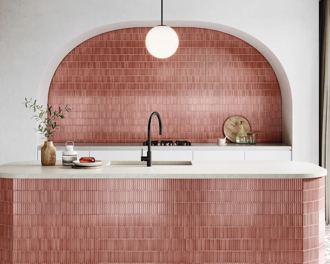 Carrelage rouge dans la cuisine 
