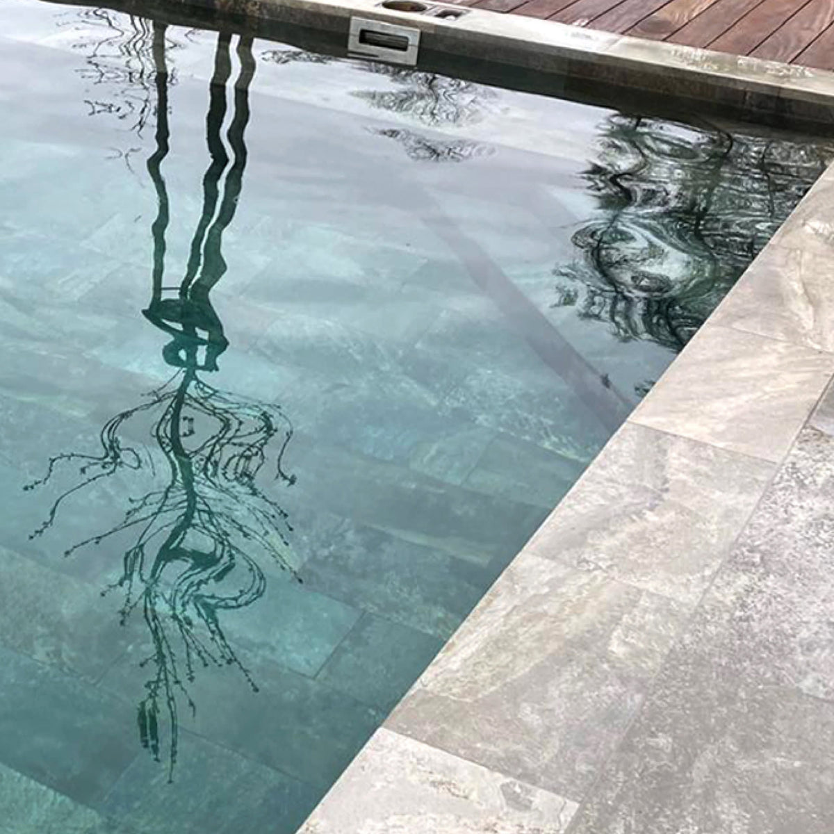Carrelage Piscine effet Pierre de Bali Gris 62,6x31x0,9 cm Stromboli
