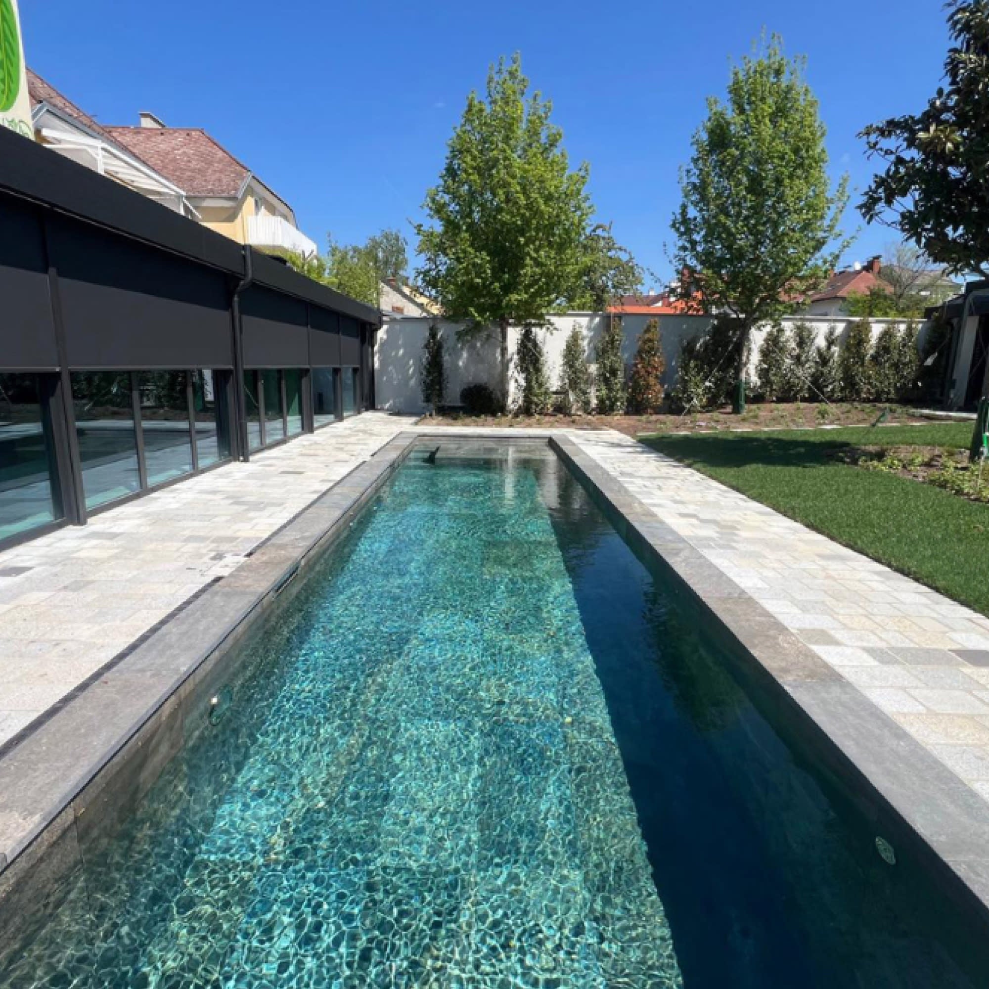 Carrelage Piscine effet Pierre de Bali Noir 62,6x31x0,9 cm Stromboli