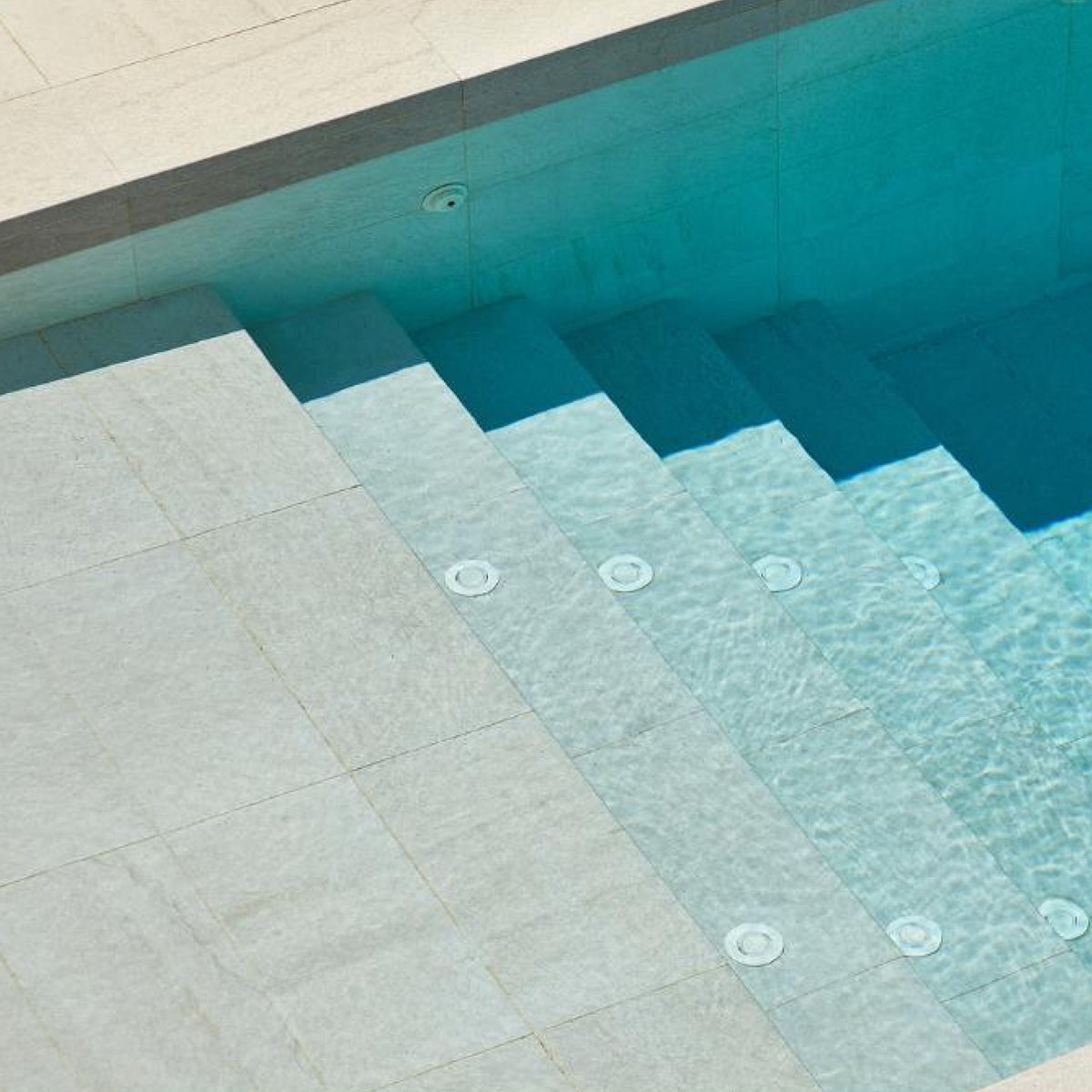 Carrelage Piscine effet Pierre Blanc 62,6x31x0,9 cm Bonifacio