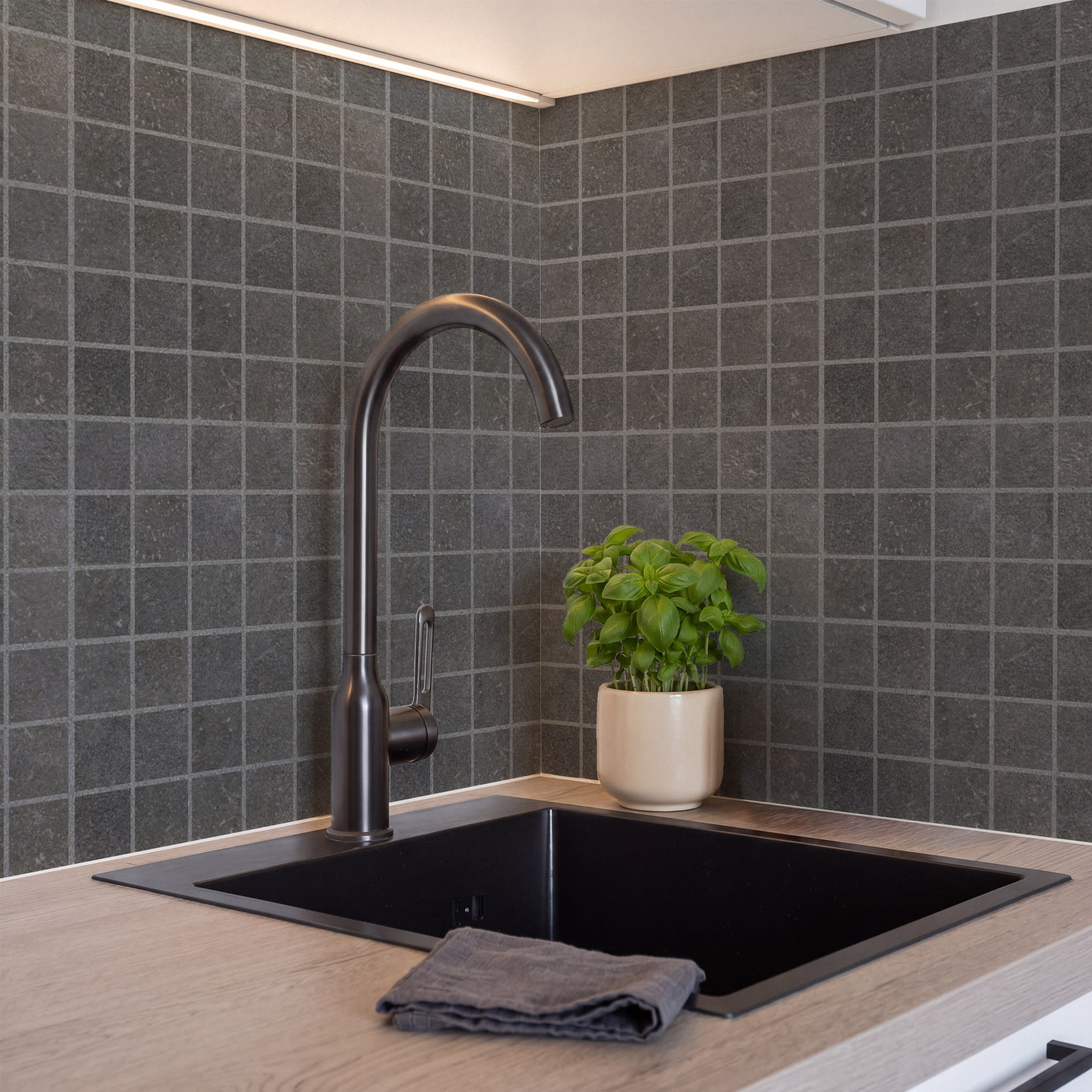 Mosaïque effet Béton Gris Anthracite 30x30x0,9 cm Sorelan - Sol et mur intérieur