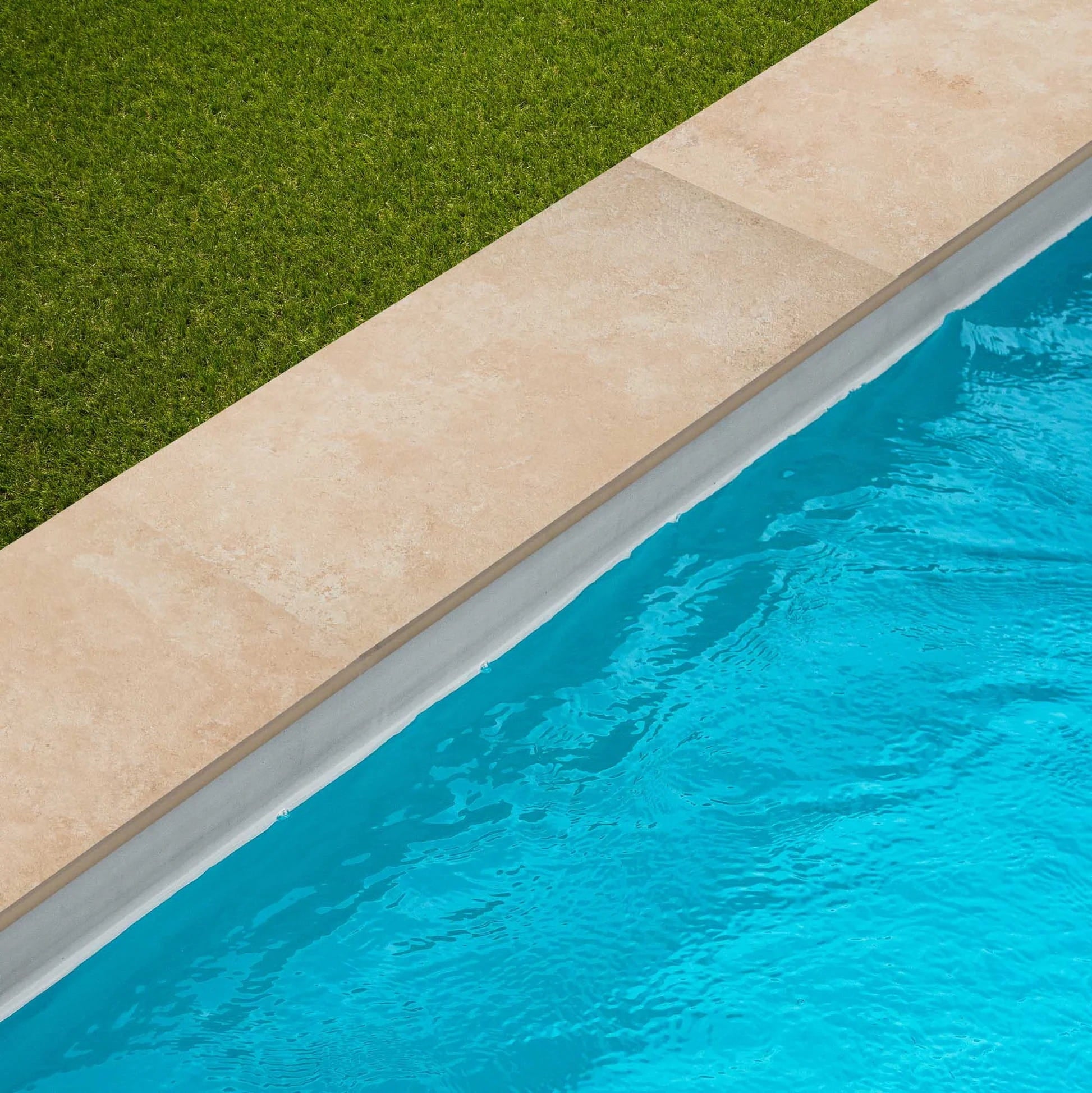 Margelles de piscine Beige